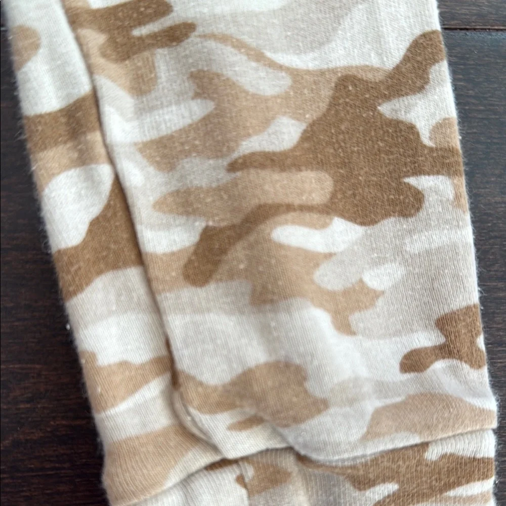 Baby GAP Gender Neutral Comfy Cozy Cotton Camo Print Pajamas!